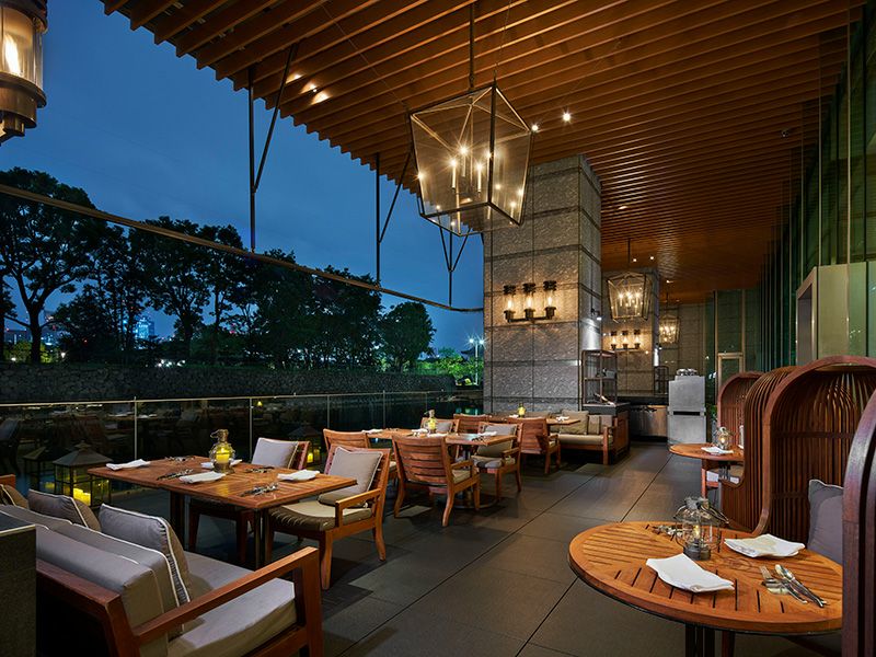 オールデイダイニング グランドキッチン テラス席のイメージ