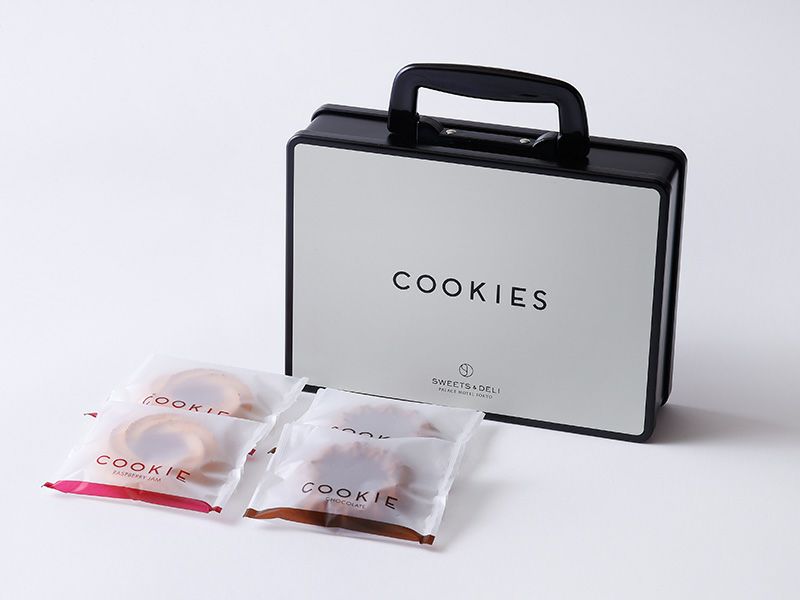 ラズベリージャムクッキー＆チョコクッキーとトラベルバッグのイメージ